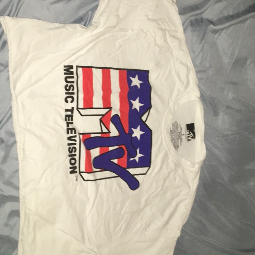 COPY - T-shirt/ crop top